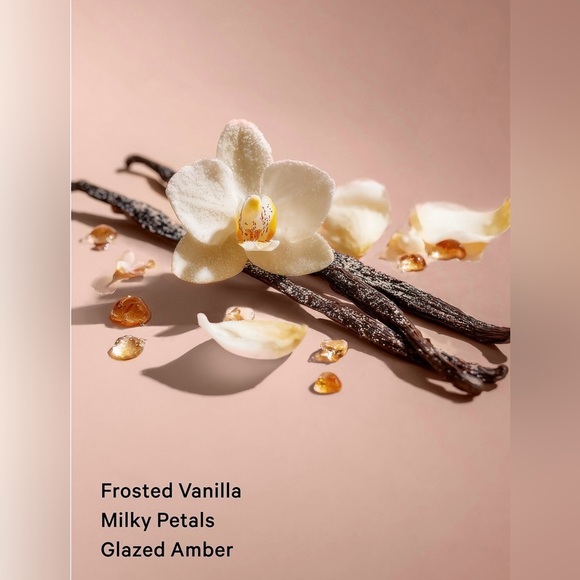 Victoria's Secret Frosted Vanilla Fantasy Fragrance Mist - Picture 2 of 2